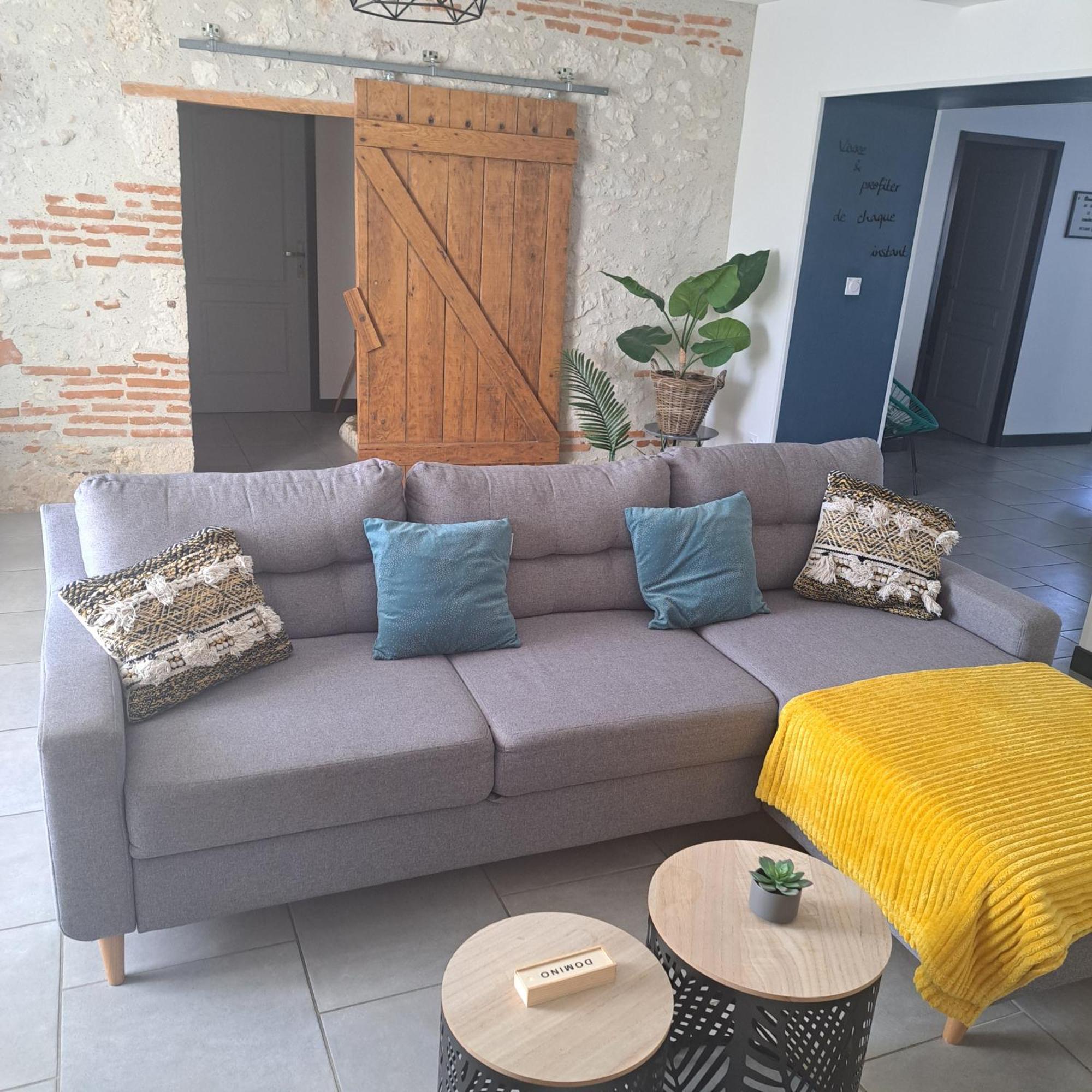 Le Domaine Vesque Villa Saint-Pierre-de-Clairac Екстериор снимка